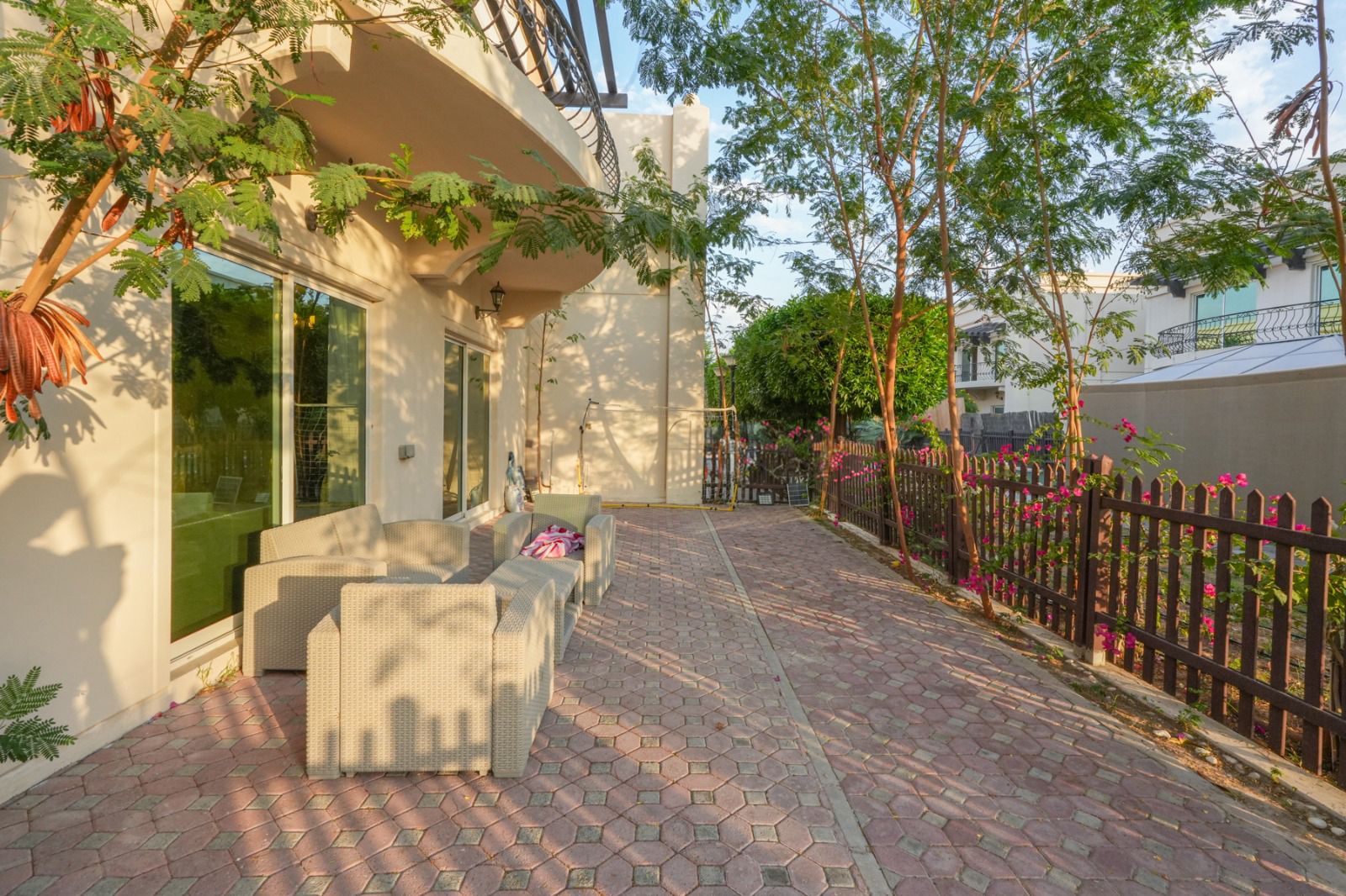 4 Bedroom Villa For Sale in Rabdan